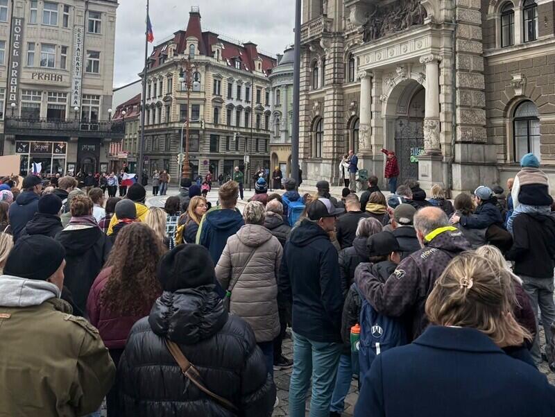 Foto z FB hejtmana M. Půty